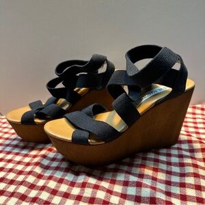 Steve Madden Black Strappy Wedges